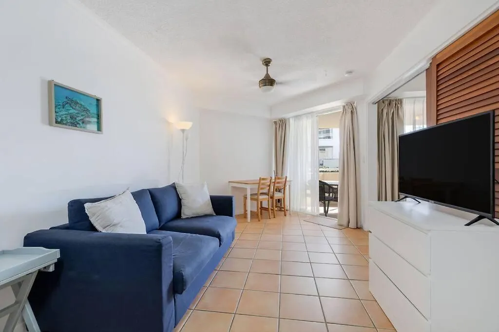 Beach-Side Family Apartment At Alex Beach Resort Alexandra Headland